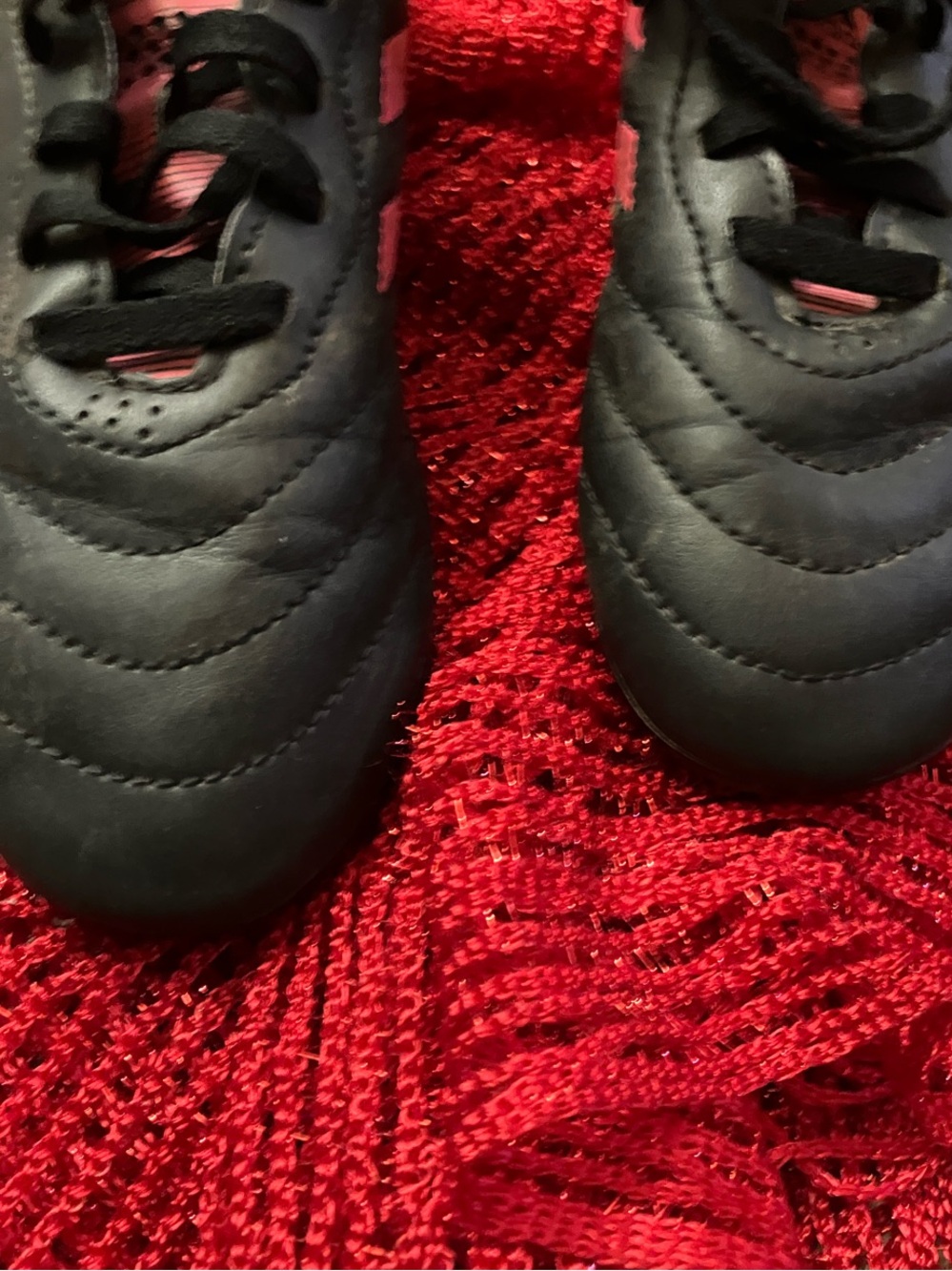 adidas Black Interior Label Sneaker Detail - Picture 5 of 7